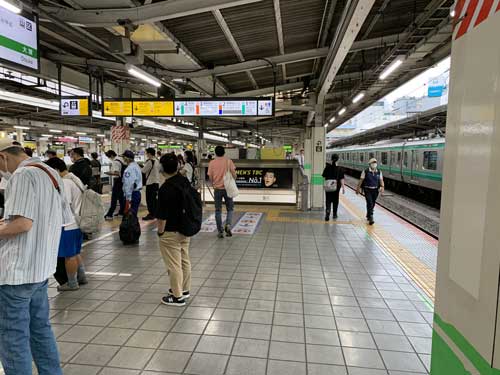 JR池袋駅山手線内回りホーム